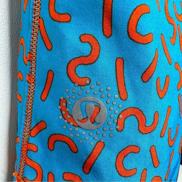 Lululemon Lightened Up Singlet Seawheeze Cheetos Blue and Orange Large w1k75s - Picture 7 of 10